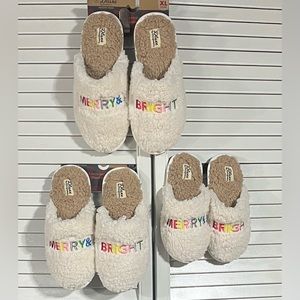 NWT Dearfoam slippers white merry & bright XL,L,M $14each or 3 or more $5 each